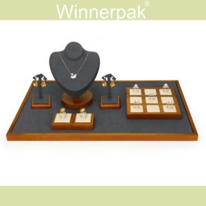 Wooden Jewelry Set Display A